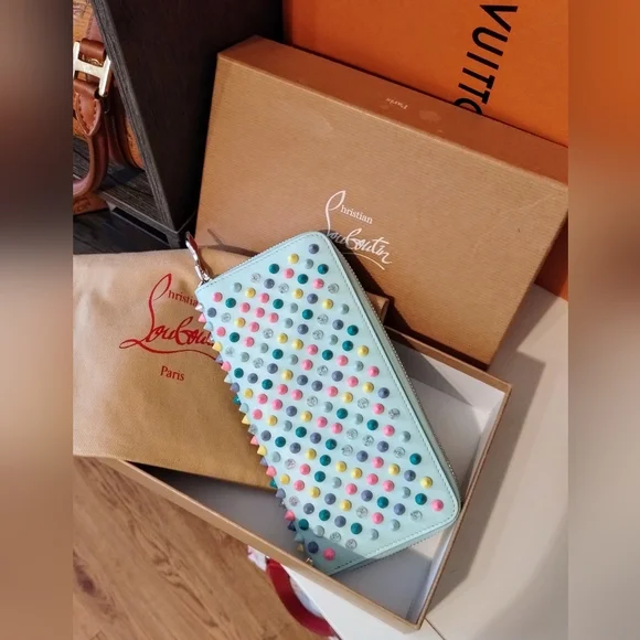 Christian Louboutin Wallet With Box And Dustbag NO CALL OUTS - Picture 2 of 14